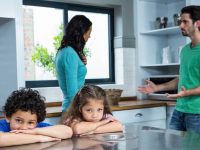 تاثیر دعوای والدین در بزرگسالی