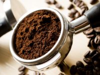 تفاله قهوه برای درختان