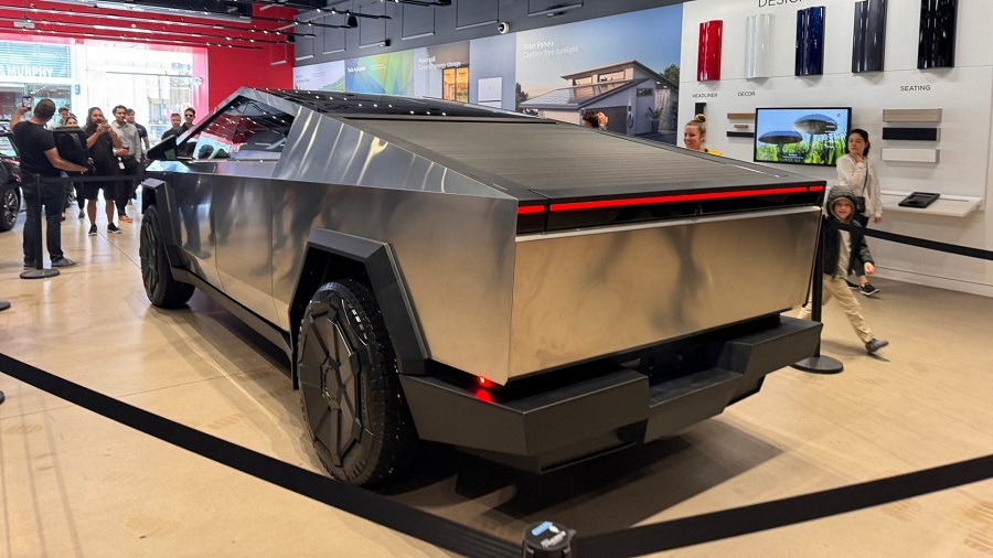 عکس تسلا سایبرتراک